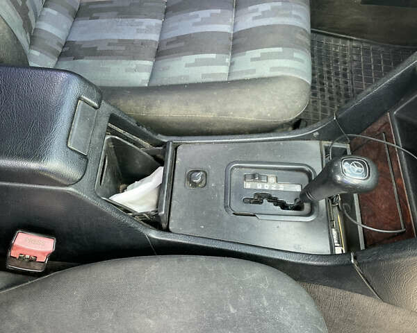 Зеленый Мерседес Ц-Класс, объемом двигателя 1.8 л и пробегом 360 тыс. км за 2500 $, фото 12 на Automoto.ua