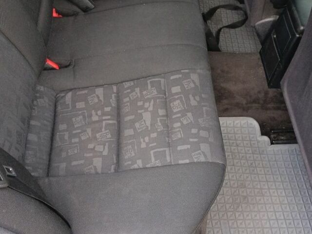 Зеленый Мерседес Ц-Класс, объемом двигателя 2.2 л и пробегом 350 тыс. км за 2900 $, фото 8 на Automoto.ua