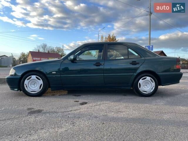 Мерседес Ц-Класс 1997 в Луцке на Automoto.ua Зеленый Мерседес Ц-Класс, объемом двигателя 1.8 л и пробегом 123 тыс. км за 6299 $, фото 9 на Automoto.ua