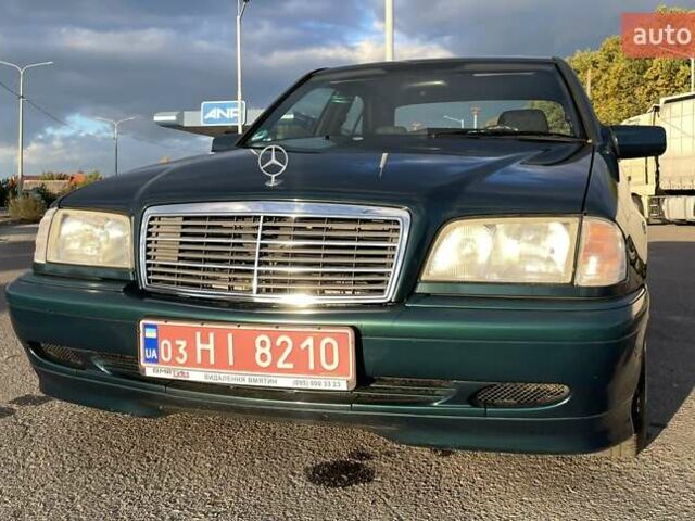Мерседес Ц-Класс 1997 в Луцке на Automoto.ua Зеленый Мерседес Ц-Класс, объемом двигателя 1.8 л и пробегом 123 тыс. км за 6299 $, фото 14 на Automoto.ua
