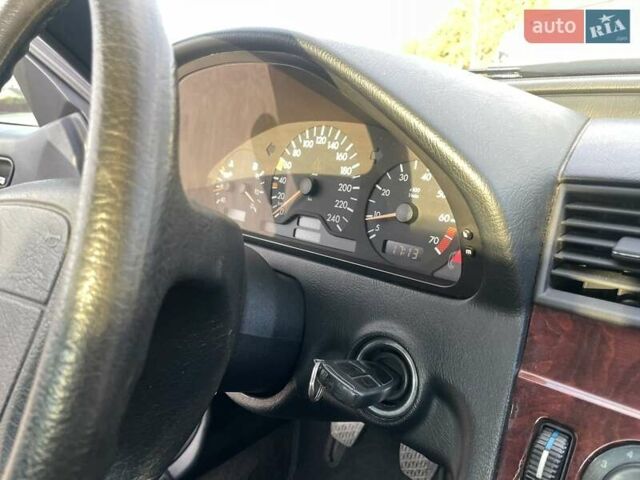 Мерседес Ц-Класс 1997 в Луцке на Automoto.ua Зеленый Мерседес Ц-Класс, объемом двигателя 1.8 л и пробегом 123 тыс. км за 6299 $, фото 57 на Automoto.ua