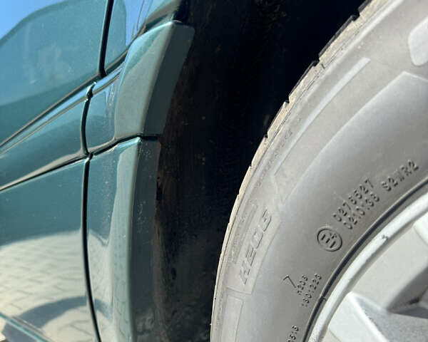 Зеленый Мерседес Ц-Класс, объемом двигателя 1.8 л и пробегом 328 тыс. км за 3000 $, фото 63 на Automoto.ua