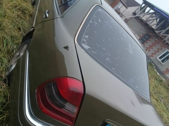 Зелений Мерседес Ц-Клас, об'ємом двигуна 1.8 л та пробігом 400 тис. км за 1000 $, фото 1 на Automoto.ua