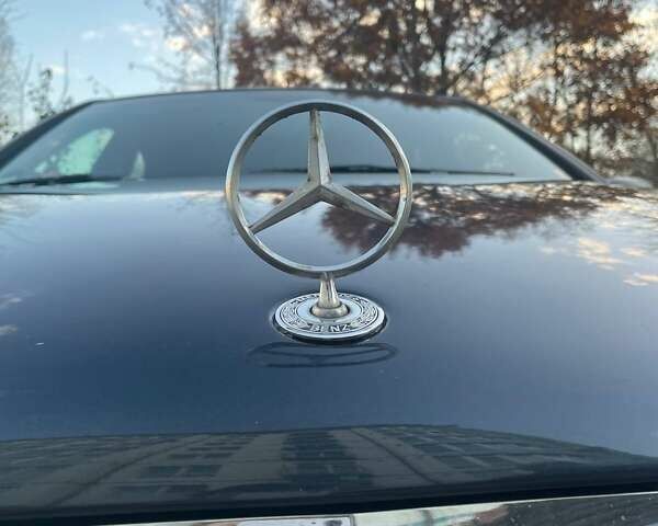 Зеленый Мерседес Ц-Класс, объемом двигателя 2 л и пробегом 196 тыс. км за 5300 $, фото 5 на Automoto.ua