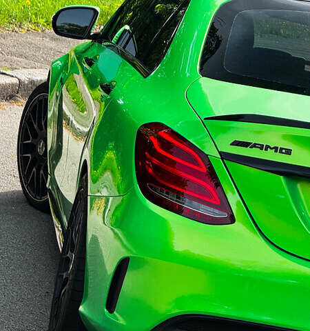 Зеленый Мерседес Ц-Класс, объемом двигателя 3.98 л и пробегом 99 тыс. км за 35000 $, фото 9 на Automoto.ua