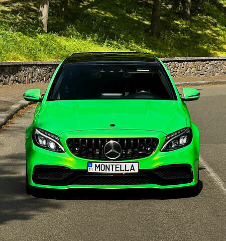 Зеленый Мерседес Ц-Класс, объемом двигателя 3.98 л и пробегом 99 тыс. км за 35000 $, фото 3 на Automoto.ua