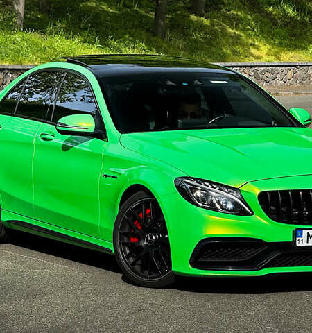 Зеленый Мерседес Ц-Класс, объемом двигателя 3.98 л и пробегом 99 тыс. км за 35000 $, фото 1 на Automoto.ua