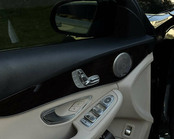 Мерседес Ц-Класс 2018 в Одессе на Automoto.ua Зеленый Мерседес Ц-Класс, объемом двигателя 1.99 л и пробегом 54 тыс. км за 35000 $, фото 15 на Automoto.ua