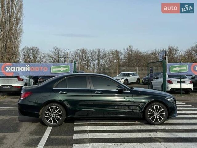 Зеленый Мерседес Ц-Класс, объемом двигателя 2 л и пробегом 109 тыс. км за 29999 $, фото 3 на Automoto.ua