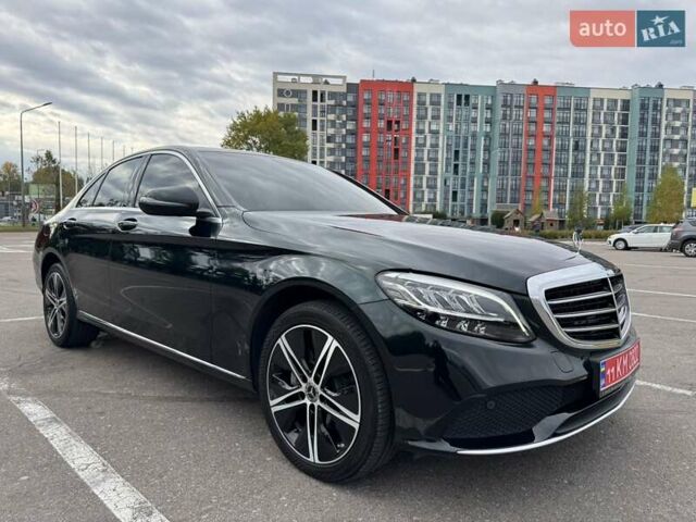 Зеленый Мерседес Ц-Класс, объемом двигателя 1.95 л и пробегом 55 тыс. км за 33500 $, фото 5 на Automoto.ua