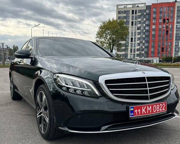 Зеленый Мерседес Ц-Класс, объемом двигателя 1.95 л и пробегом 55 тыс. км за 33500 $, фото 1 на Automoto.ua