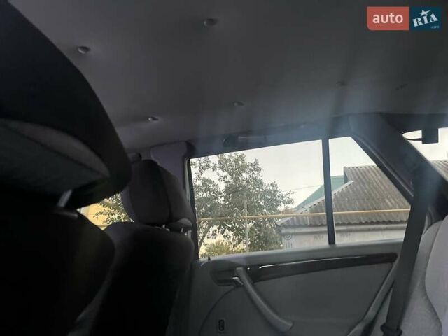 Мерседес Ц-Класс 1997 в Баштанке на Automoto.ua Зеленый Мерседес Ц-Класс, объемом двигателя 2.5 л и пробегом 436 тыс. км за 4200 $, фото 14 на Automoto.ua