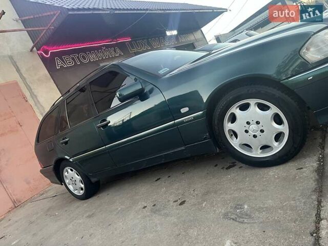 Мерседес Ц-Класс 1997 в Баштанке на Automoto.ua Зеленый Мерседес Ц-Класс, объемом двигателя 2.5 л и пробегом 436 тыс. км за 4200 $, фото 3 на Automoto.ua