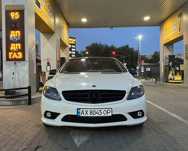 Белый Мерседес ЦЛ-класс, объемом двигателя 5.5 л и пробегом 230 тыс. км за 14500 $, фото 7 на Automoto.ua