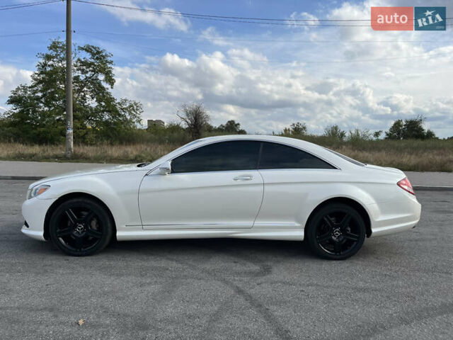 Белый Мерседес ЦЛ-класс, объемом двигателя 5.5 л и пробегом 140 тыс. км за 15000 $, фото 5 на Automoto.ua