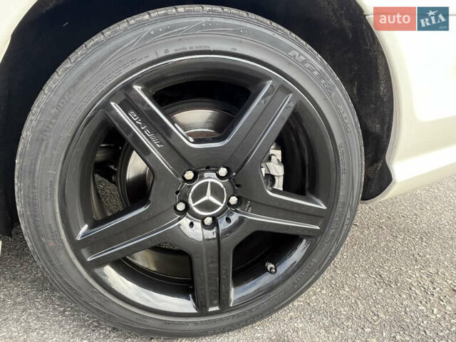 Білий Мерседес ЦЛ-клас, об'ємом двигуна 5.5 л та пробігом 140 тис. км за 15000 $, фото 28 на Automoto.ua