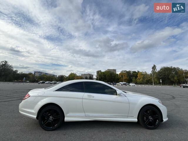 Белый Мерседес ЦЛ-класс, объемом двигателя 5.5 л и пробегом 140 тыс. км за 15000 $, фото 6 на Automoto.ua