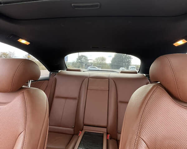 Білий Мерседес ЦЛ-клас, об'ємом двигуна 5.5 л та пробігом 140 тис. км за 15000 $, фото 27 на Automoto.ua