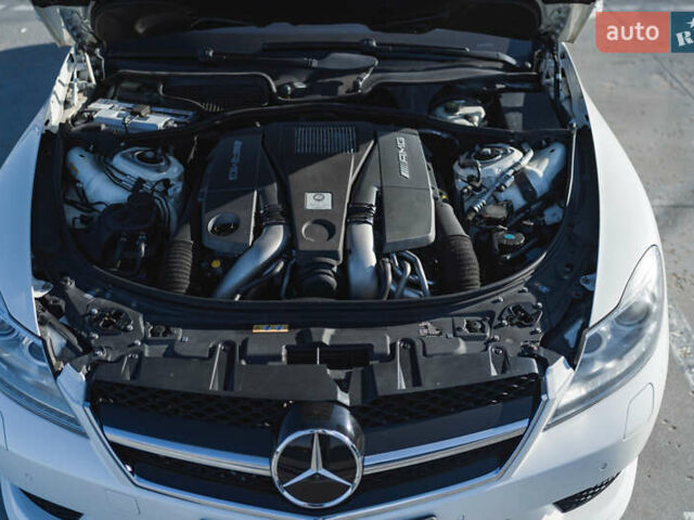 Білий Мерседес ЦЛ-клас, об'ємом двигуна 5.5 л та пробігом 109 тис. км за 36000 $, фото 13 на Automoto.ua