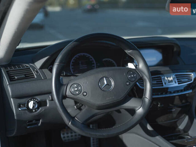 Білий Мерседес ЦЛ-клас, об'ємом двигуна 5.5 л та пробігом 109 тис. км за 36000 $, фото 19 на Automoto.ua