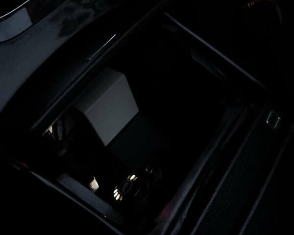 Черный Мерседес ЦЛ-класс, объемом двигателя 4.97 л и пробегом 231 тыс. км за 7800 $, фото 153 на Automoto.ua