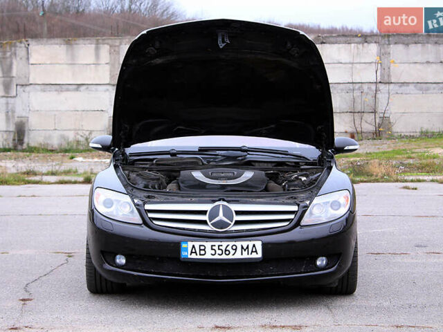 Черный Мерседес ЦЛ-класс, объемом двигателя 5.51 л и пробегом 232 тыс. км за 15500 $, фото 28 на Automoto.ua