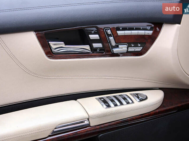 Черный Мерседес ЦЛ-класс, объемом двигателя 5.51 л и пробегом 232 тыс. км за 15500 $, фото 19 на Automoto.ua