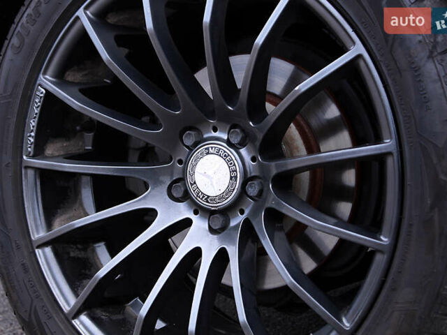 Черный Мерседес ЦЛ-класс, объемом двигателя 5.51 л и пробегом 232 тыс. км за 15500 $, фото 34 на Automoto.ua