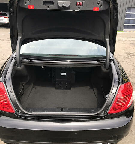 Черный Мерседес ЦЛ-класс, объемом двигателя 5.5 л и пробегом 126 тыс. км за 20000 $, фото 32 на Automoto.ua