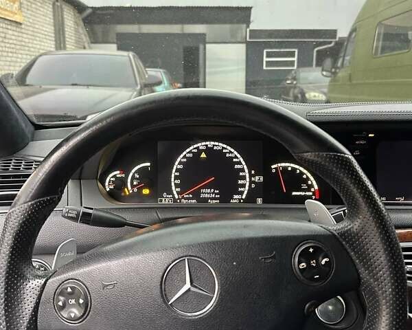 Черный Мерседес ЦЛ-класс, объемом двигателя 5.5 л и пробегом 208 тыс. км за 8500 $, фото 9 на Automoto.ua