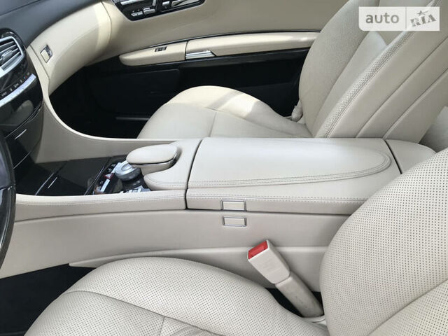 Черный Мерседес ЦЛ-класс, объемом двигателя 5.5 л и пробегом 126 тыс. км за 20000 $, фото 28 на Automoto.ua