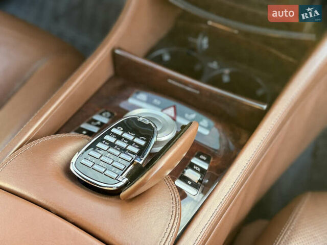 Черный Мерседес ЦЛ-класс, объемом двигателя 5.5 л и пробегом 145 тыс. км за 17000 $, фото 44 на Automoto.ua