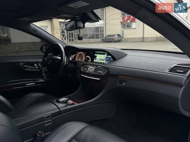 Черный Мерседес ЦЛ-класс, объемом двигателя 6.21 л и пробегом 95 тыс. км за 18900 $, фото 53 на Automoto.ua