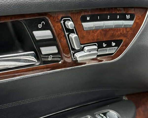 Чорний Мерседес ЦЛ-клас, об'ємом двигуна 6.3 л та пробігом 95 тис. км за 19499 $, фото 57 на Automoto.ua