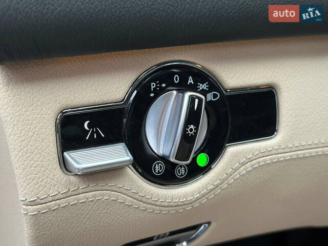 Черный Мерседес ЦЛ-класс, объемом двигателя 5 л и пробегом 165 тыс. км за 16500 $, фото 26 на Automoto.ua