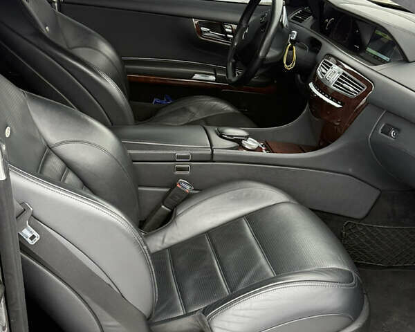 Чорний Мерседес ЦЛ-клас, об'ємом двигуна 6.3 л та пробігом 95 тис. км за 19499 $, фото 47 на Automoto.ua