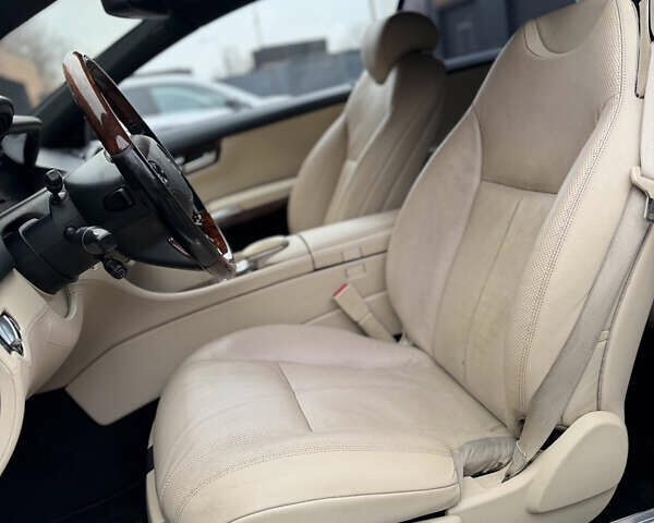 Чорний Мерседес ЦЛ-клас, об'ємом двигуна 5.5 л та пробігом 251 тис. км за 13333 $, фото 10 на Automoto.ua