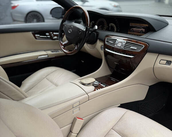 Чорний Мерседес ЦЛ-клас, об'ємом двигуна 5.5 л та пробігом 251 тис. км за 13333 $, фото 12 на Automoto.ua