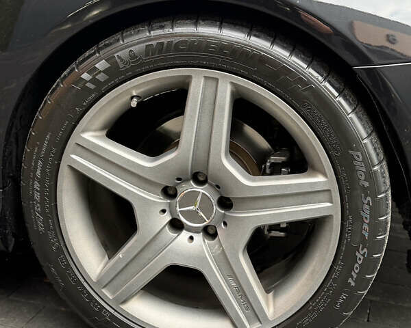 Чорний Мерседес ЦЛ-клас, об'ємом двигуна 5.5 л та пробігом 251 тис. км за 13333 $, фото 25 на Automoto.ua