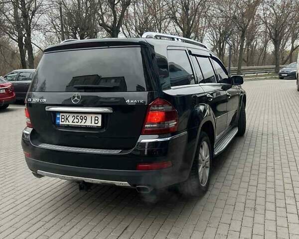 Черный Мерседес ЦЛ-класс, объемом двигателя 3 л и пробегом 390 тыс. км за 14300 $, фото 4 на Automoto.ua