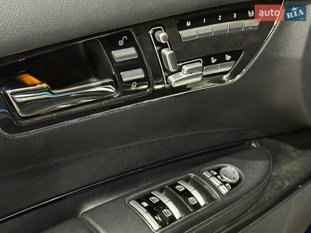 Черный Мерседес ЦЛ-класс, объемом двигателя 5.5 л и пробегом 63 тыс. км за 22290 $, фото 15 на Automoto.ua