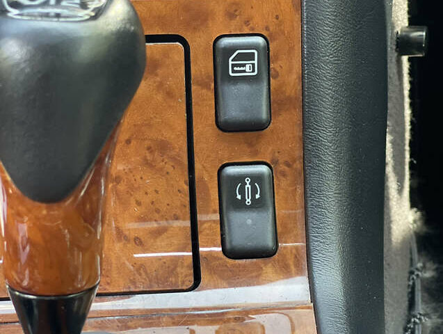 Серый Мерседес ЦЛ-класс, объемом двигателя 5.99 л и пробегом 64 тыс. км за 55000 $, фото 15 на Automoto.ua