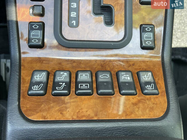 Серый Мерседес ЦЛ-класс, объемом двигателя 5.99 л и пробегом 64 тыс. км за 55000 $, фото 14 на Automoto.ua