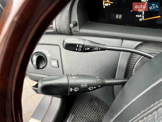 Серый Мерседес ЦЛ-класс, объемом двигателя 5 л и пробегом 192 тыс. км за 7800 $, фото 16 на Automoto.ua