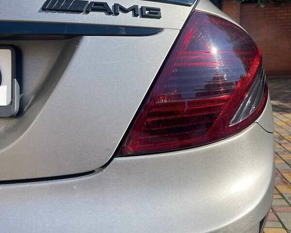 Серый Мерседес ЦЛ-класс, объемом двигателя 5.5 л и пробегом 225 тыс. км за 15000 $, фото 2 на Automoto.ua