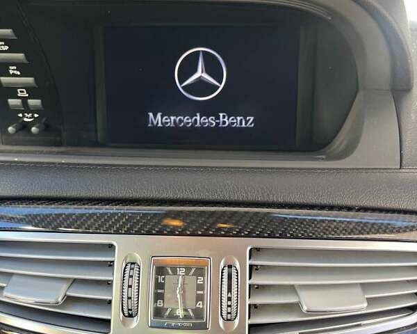 Серый Мерседес ЦЛ-класс, объемом двигателя 5.5 л и пробегом 225 тыс. км за 15000 $, фото 19 на Automoto.ua