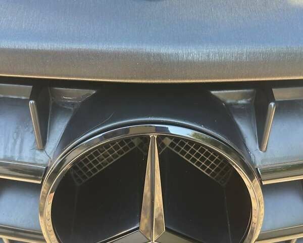 Серый Мерседес ЦЛ-класс, объемом двигателя 5.5 л и пробегом 225 тыс. км за 15000 $, фото 14 на Automoto.ua