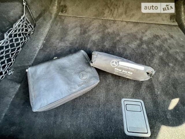 Мерседес ЦЛ-клас 2007 у Одесі на Automoto.ua Сірий Мерседес ЦЛ-клас, об'ємом двигуна 5.46 л та пробігом 177 тис. км за 17700 $, фото 43 на Automoto.ua