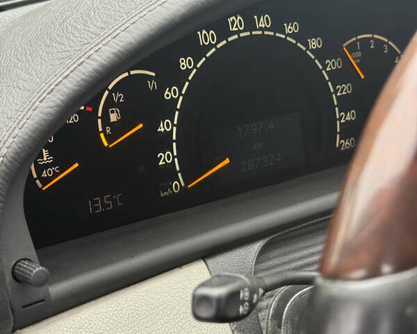 Мерседес ЦЛ-класс 2000 в Буче на Automoto.ua Синий Мерседес ЦЛ-класс, объемом двигателя 5 л и пробегом 287 тыс. км за 4700 $, фото 39 на Automoto.ua