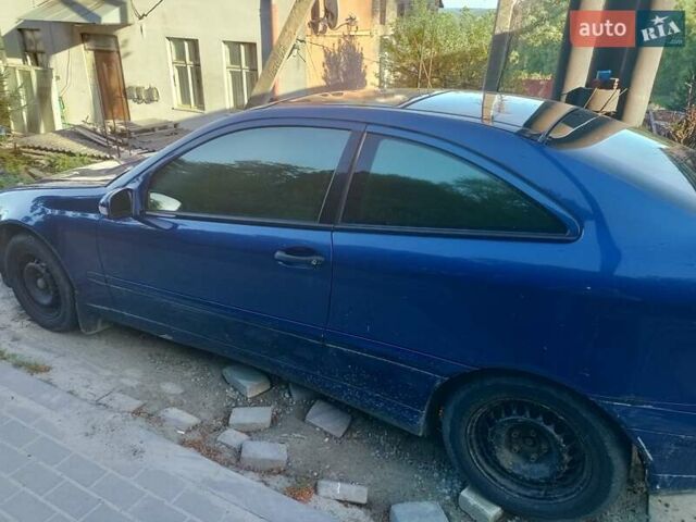 Мерседес ЦЛ-клас 2003 у Львові на Automoto.ua Синій Мерседес ЦЛ-клас, об'ємом двигуна 1.8 л та пробігом 200 тис. км за 5000 $, фото 3 на Automoto.ua